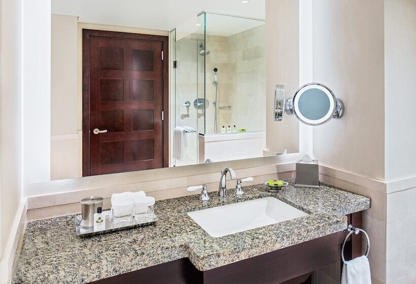 주니어 스위트, Intercontinental Boston, An Ihg