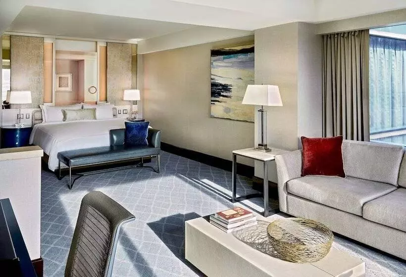景色の見えるジュニアスイート, Intercontinental Boston, An Ihg