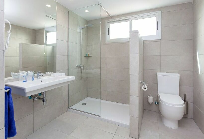 Номер Deluxe Вид на Море, Akeah Broncemar