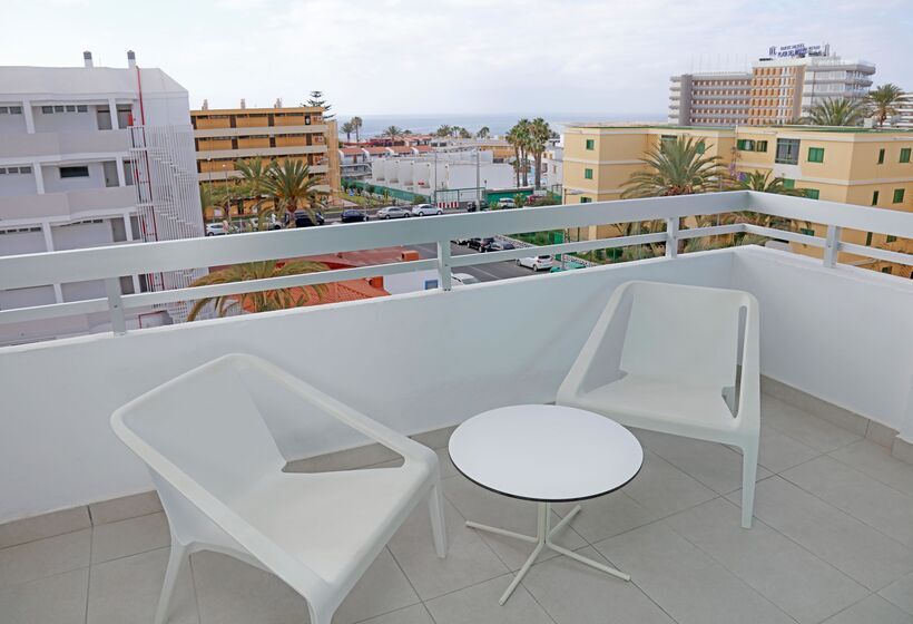 Номер Deluxe Вид на Море, Akeah Broncemar