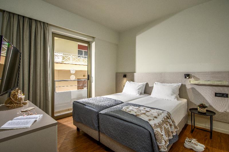 스탠다드 룸, Marin