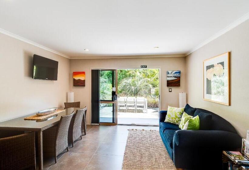 חדר סטנדרט מותאם לאדם עם מוגבלויות, Napier B&b   Tequila Sunrise