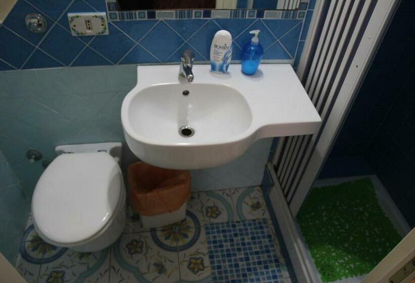 اتاق استاندارد, Beb Rosy