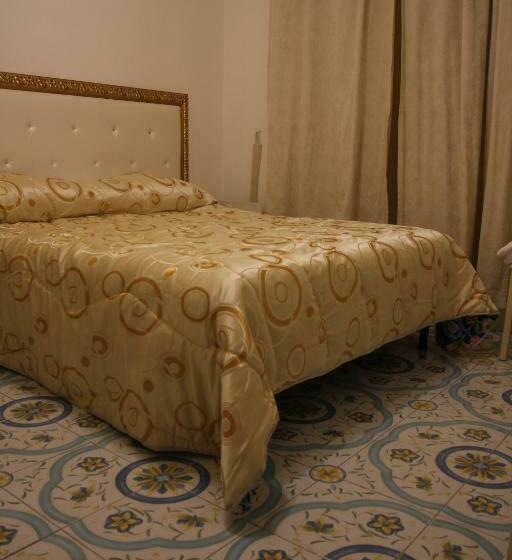 اتاق استاندارد, Beb Rosy