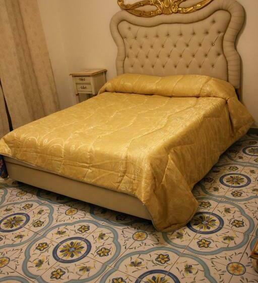 اتاق استاندارد سه نفره, Beb Rosy