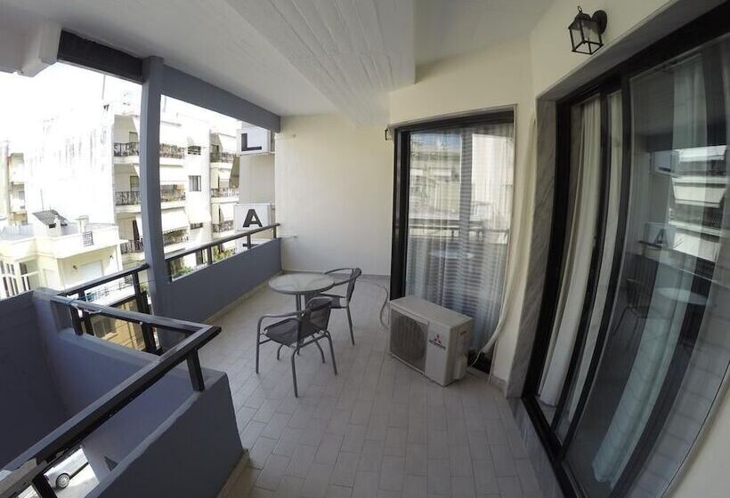 标准三人间, Apartment Hotel Athina