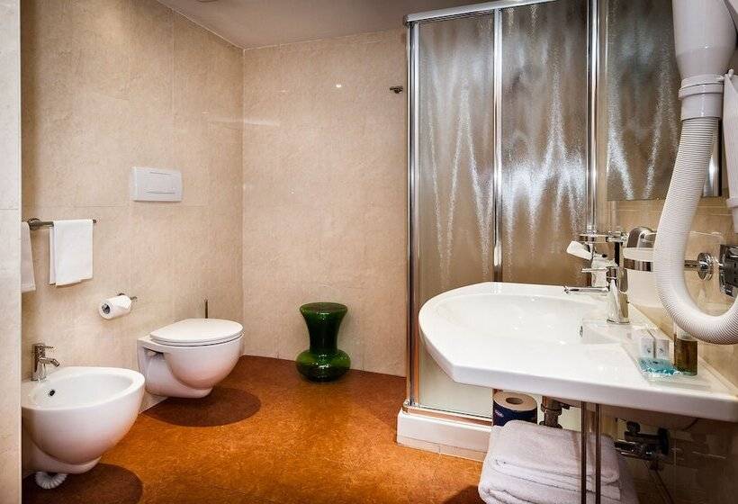 اتاق کلاسیک, Dei Cavalieri Caserta La Reggia