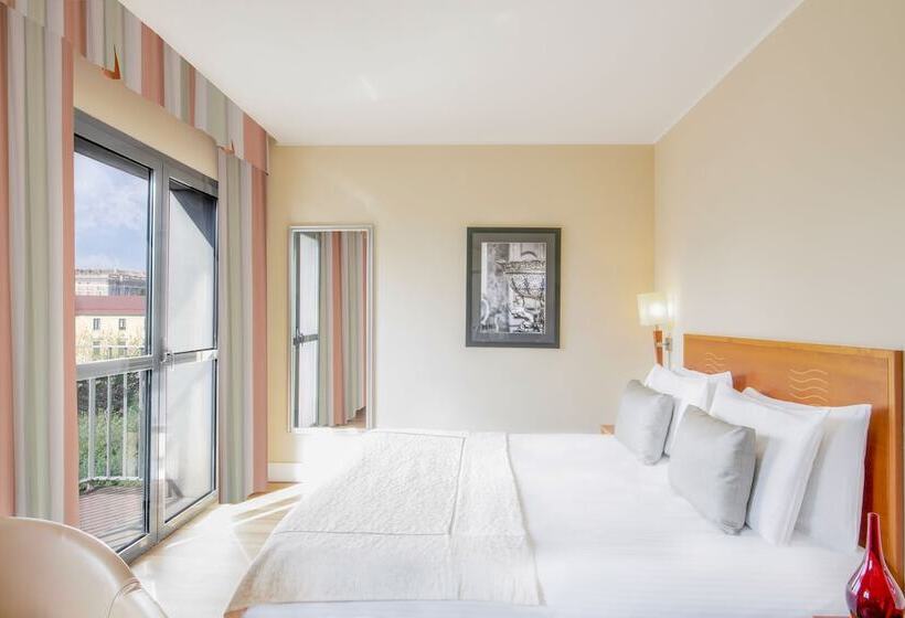 اتاق سوپریور, Dei Cavalieri Caserta La Reggia