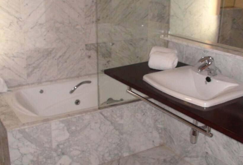 Номер Стандарт, Hospederia Monasterio De Rueda