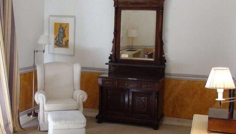 Номер Стандарт, Hospederia Monasterio De Rueda