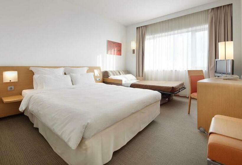 חדר סטנדרט, Puerta De Bilbao