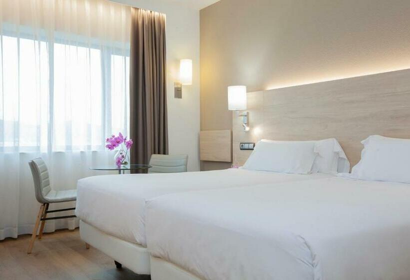 סוויטת ג'וניור, Puerta De Bilbao