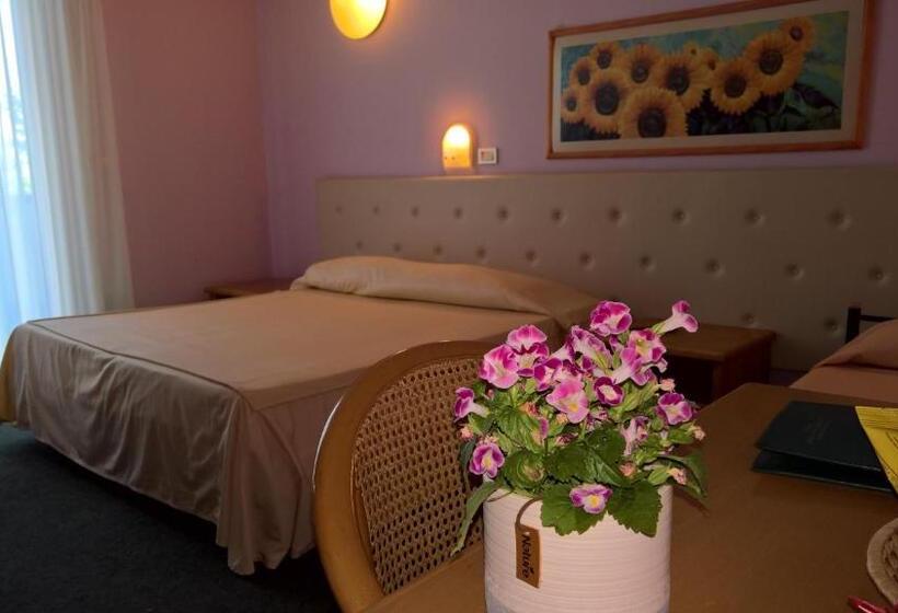 Номер Стандарт Трехместный, Ristorante Alla Campagna