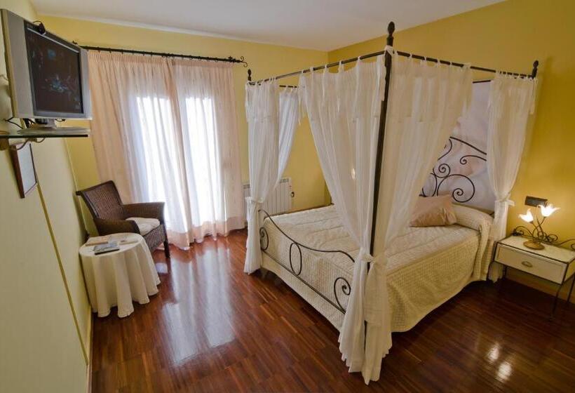 חדר סטנדרט עם ג'קוזי, Rural Y Restaurante, Rinconcito De Gredos