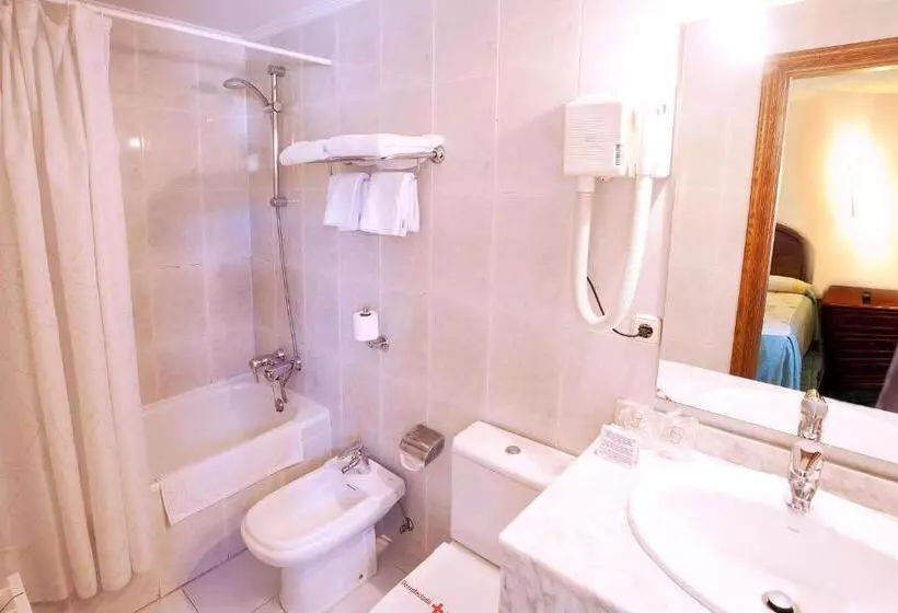 اتاق استاندارد سه نفره, Venta De Etxalar