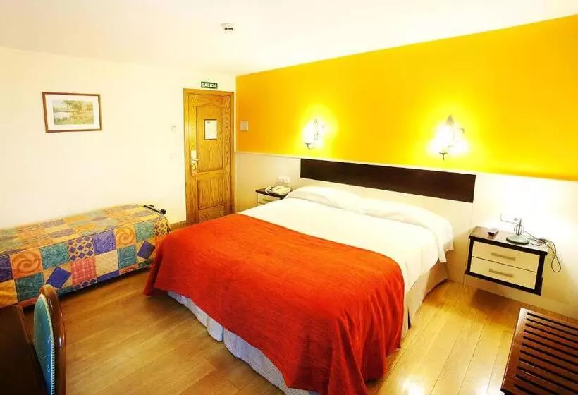 اتاق استاندارد سه نفره, Venta De Etxalar