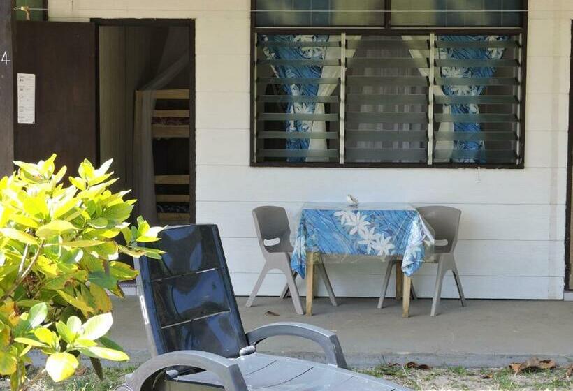 اتاق استاندارد سه نفره, Pension Taitaa Tubuai