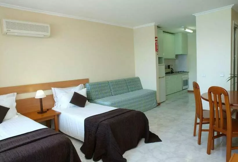 استودیوی استاندارد, Apartamentos Jardins Da Rocha