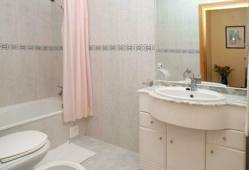 إستوديو قياسى, Apartamentos Jardins Da Rocha