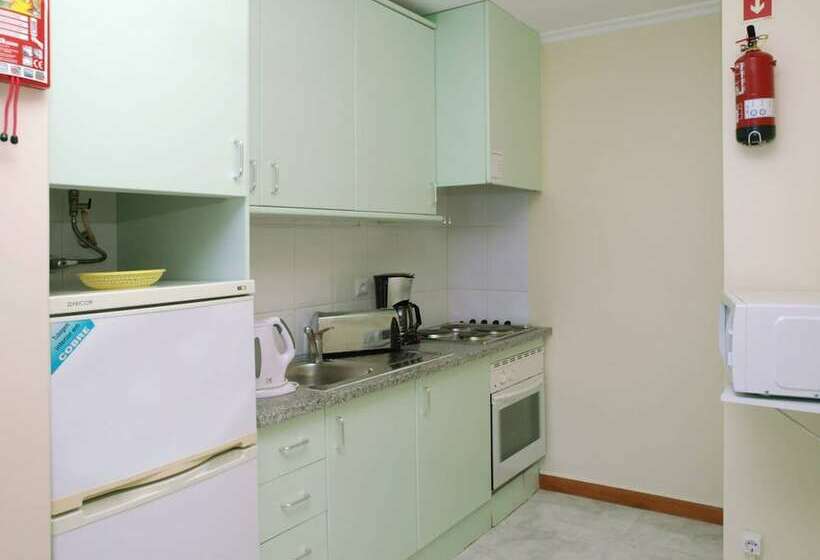 استودیوی استاندارد, Apartamentos Jardins Da Rocha