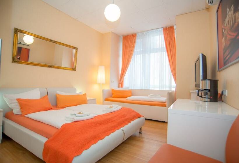 اتاق استاندارد سه نفره, City Guesthouse Pension Berlin