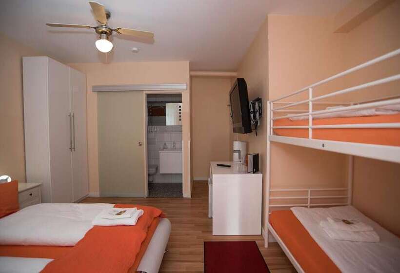 اتاق خانوادگی, City Guesthouse Pension Berlin