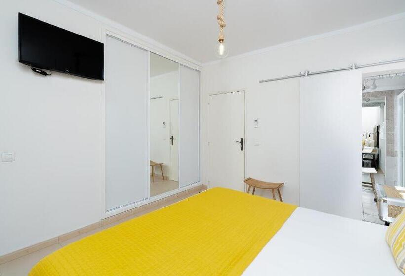 غرفة قياسية مزوَّدة بشُرفة, Clube Vilarosa