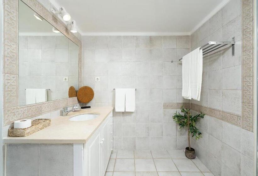 غرفة قياسية مزوَّدة بشُرفة, Clube Vilarosa