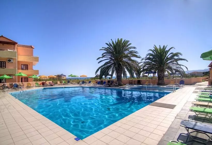 プールビュースタンダードルーム, Fereniki Resort & Spa