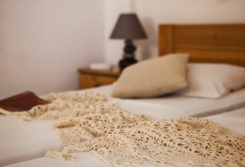 プールビュースタンダードルーム, Fereniki Resort & Spa