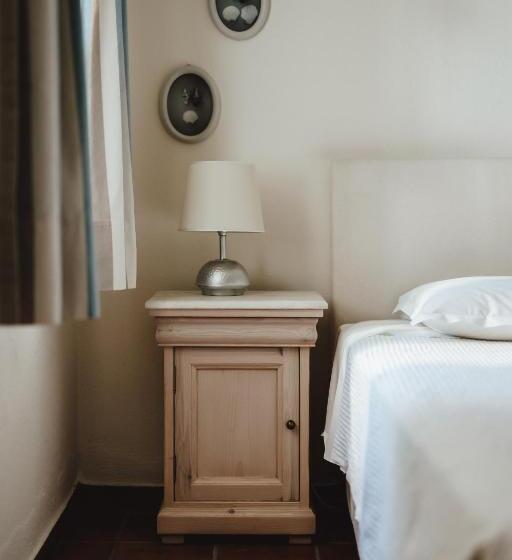 Family flat with view, Candia Park Village