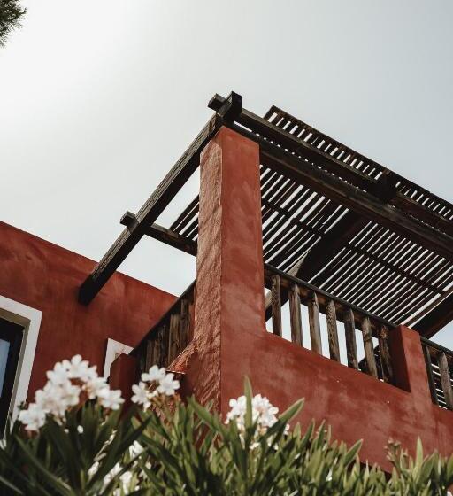 Family flat with view, Candia Park Village