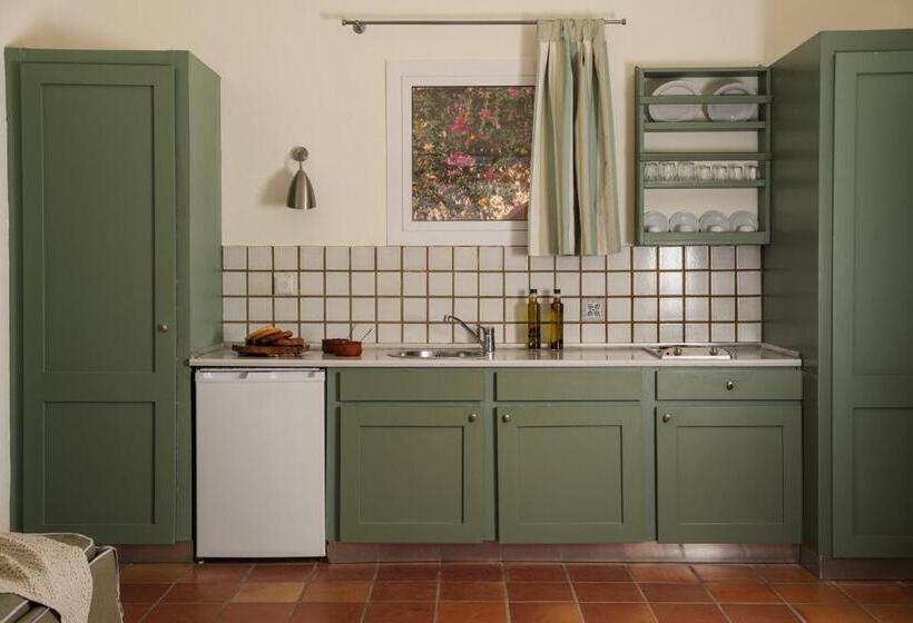 Family flat with view, Candia Park Village