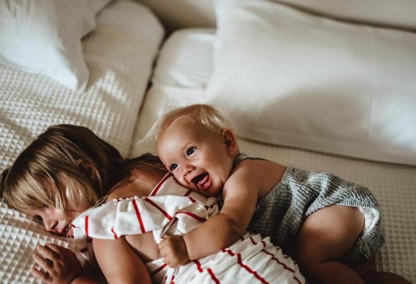 Family flat with garden view, Candia Park Village