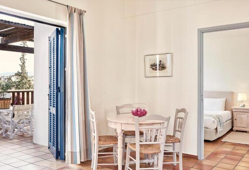 家庭公寓, Candia Park Village