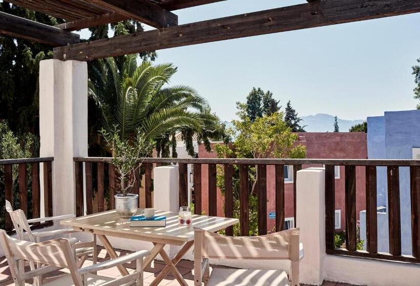 Family flat with view, Candia Park Village