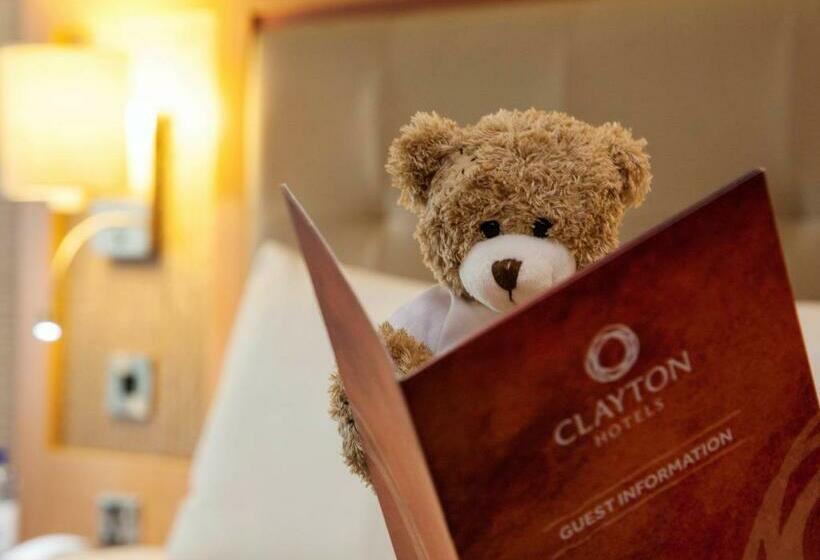 패밀리 룸, Clayton Hotel Cardiff Lane