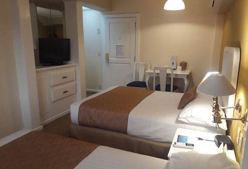 חדר סטנדרט שתי מיטות זוגיות, Country Plaza