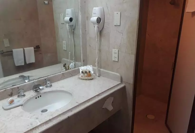Standard-huone 2 Parivuodetta, Country Plaza