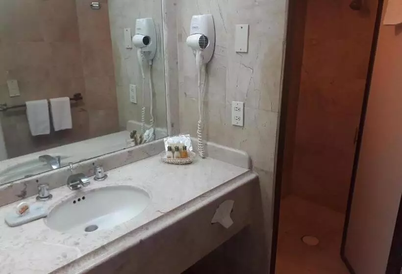 Standard-huone 2 Parivuodetta, Country Plaza