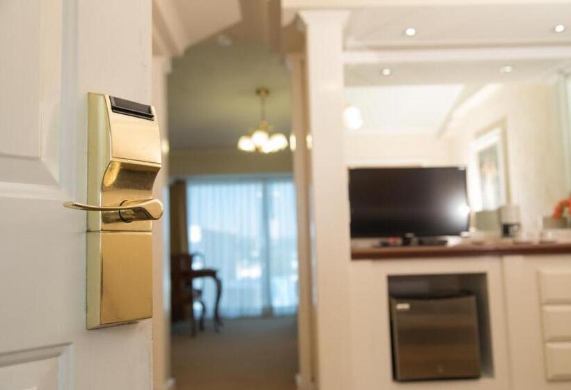 סוויטת ג'וניור, Country Plaza