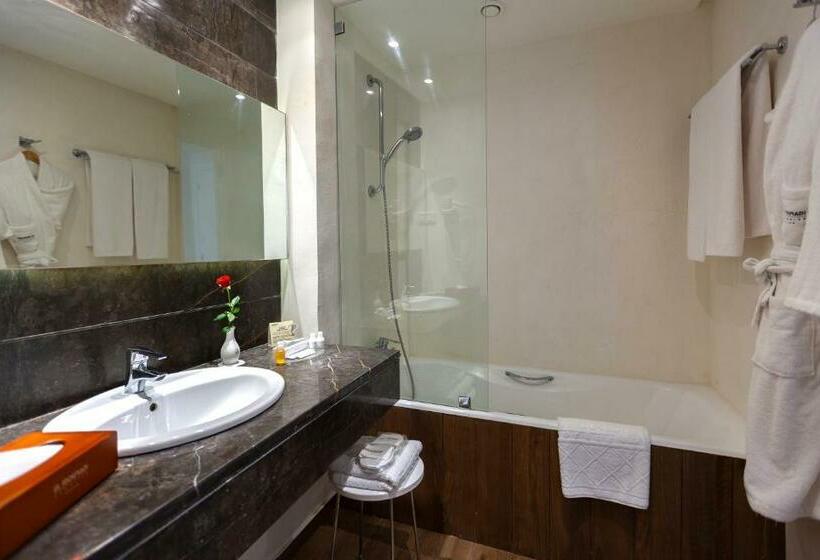 اتاق کلاس بیزنس, El Mouradi Gammarth