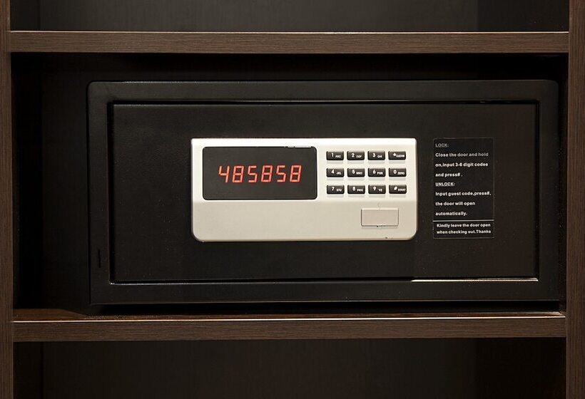 اتاق لوکس, Quentin Design Hotel Berlin