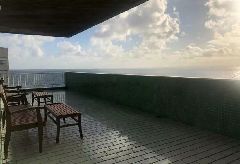 سوییت خانوادگی, Rede Andrade Barra