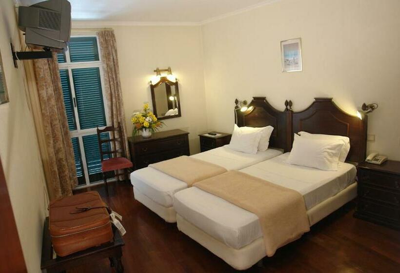 스탠다드 룸, Sirius