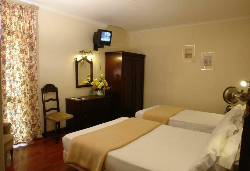 스탠다드 트리플 룸, Sirius