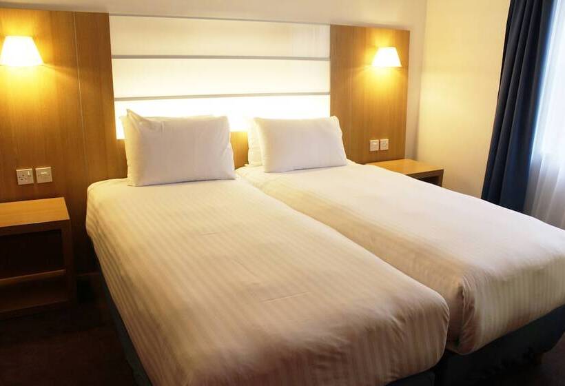 Номер Стандарт, Stifford Hall Hotel Thurrock