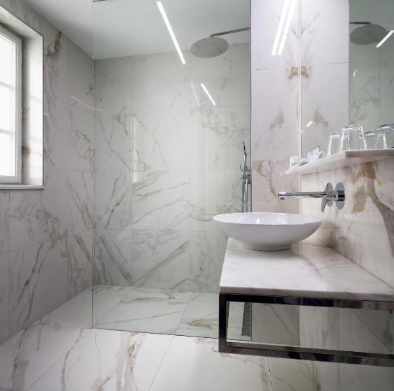 اتاق استاندارد, Waldstein