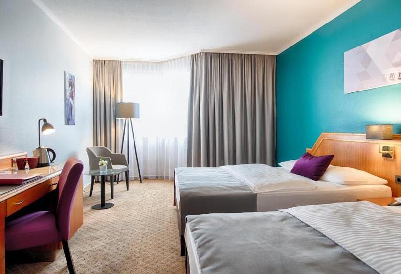 Номер Комфорт, Leonardo Hotel Düsseldorf City Center