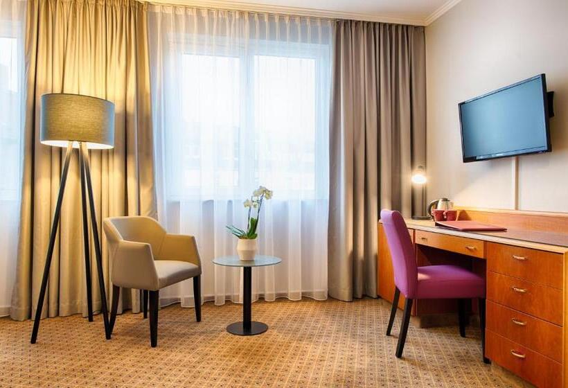 수피리어 룸, Leonardo Hotel Düsseldorf City Center